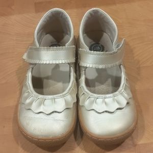 Livie and Luca Gold Ruche size 13